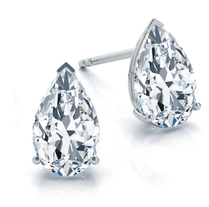Pendientes de Oro de 10K Modernos y Elegantes con Tres Puntas y Diamante Corte Pera Clásico (Natural) - Product Image 3