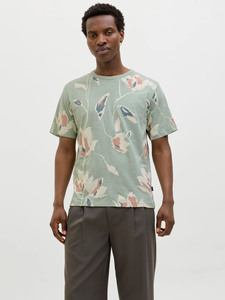T-shirt respirant en coton 100 % sublimé, imprimé graphique artistique, motif uni, écologique, séchage rapide pour un style de vie moderne - Product Image 1