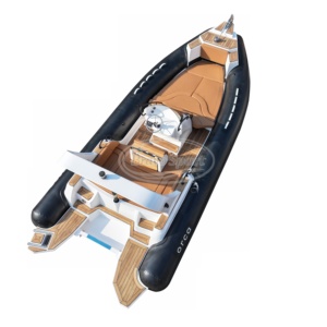 Yate de Recreo Negro de 22 pies, 680 Orca, Casco de Fibra de Vidrio Soldado, Bote Inflable con Amplia Plataforma para Navegar y Pescar - Product Image 3
