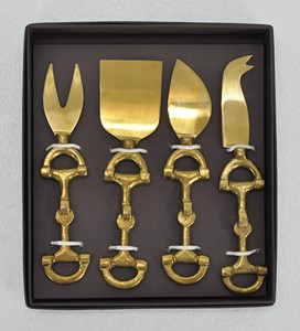 Juego de Servir Queso de Lujo, 4 Piezas, Juego de Cubiertos de Acero Inoxidable con Recubrimiento PVD Dorado, con Asas de Herraje, en Elegante Caja de Regalo Personalizada - Product Image 6