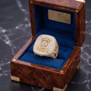 Bague de Luxe Hip Hop pour Homme en Argent Sterling 925, entièrement sertie de Moissanite VVS taille brillant rond et de Moissanite taille baguette, design Dés et Bague Statement - Product Image 6