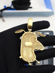 Pendentif chien style Scooby, Moissanite glacée, Bijoux Hip Hop, Plaqué or, Dessin animé, Pièce de déclaration de luxe - Product Image 4