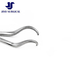 Pince à serviettes Backhaus de 3 1/2 pouces en acier inoxydable, à mâchoires courbées dentelées, avec poignée annulaire, instrument chirurgical - Product Image 5