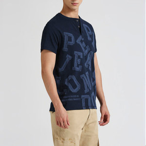 Ensemble T-shirt et short anti-rides pour homme de qualité supérieure, dernier design, respirant, vêtements de sport décontractés pour l'été, logo/couleur personnalisés - Product Image 2