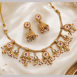 Ensemble collier et boucles d'oreilles pour femme JeweleMarket, plaqué or, pierres en cristal, style ethnique, pour mariage, fiançailles, anniversaire, fête, Maharashtra - Product Image 1