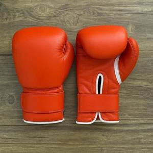 Gants de boxe professionnels en cuir rouge, fermeture à sangle, gants d'entraînement et de sparring haut de gamme pour Muay Thai, Kickboxing, MMA - Product Image 6
