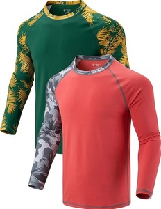 เสื้อแรชการ์ดแขนสั้นสำหรับผู้ชาย Shan Apparel แห้งเร็ว ผลิตจากผ้าสแปนเด็กซ์/ไนลอน พิมพ์ลายแบบทรานเฟอร์ความร้อน ลายทรอปิคอล สีแดงเขียว - Product Image 1