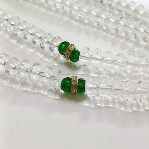 Tasbih en acrylique transparent comme du cristal, 33 perles, chapelet de prière islamique avec des accents verts pour le dhikr, la méditation et le culte musulman - Product Image 3
