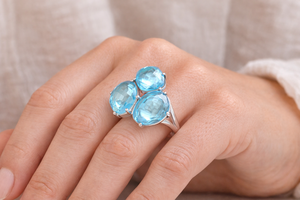 Anillo de Plata de Ley con Aguamarina Tallada a Mano y Engaste Pavé, Piedra de Nacimiento Única de Marzo, Joyería Clásica Vintage para Boda, para Hombre - Product Image 3