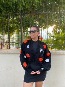 Women's Black Hand Knitted Cardigan With Pumpkin Ghost Appliques Lantern <b>Sleeve</b> V Neck Crop Length Casual Sweater - Product Image 1