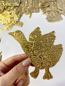 Adorno Navideño Textil en Forma de Estrella Azul con Estrellas Doradas y Borla, Decoración Artesanal - Product Image 5