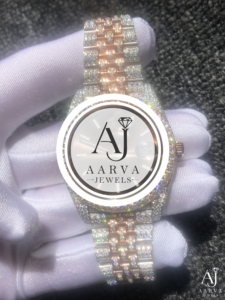 AARVA JEWELS นาฬิกาข้อมือผู้หญิงสุดหรู สแตนเลสสตีล ประดับโมอิสซาไนต์ ระบบควอตซ์ Miyota ขนาด 30 มม. หน้าปัดอะนาล็อก คริสตัลแซฟไฟร์ สายพับได้ ขนาด 18 มม. - Product Image 1