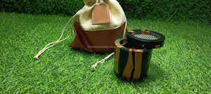 Quemador de Incienso Imperial Noor Luxe de Resina, Regalo Festivo Moderno - Product Image 4