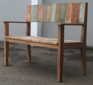 Banc de patio en bois massif peint et récupéré pour l'extérieur, 2 places - Product Image 2