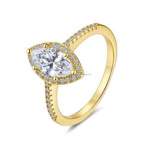 Anillo de Diamante Moissanite Corte Pera, Plata de Ley 925, Chapado en Oro, Elegante Joyería de Compromiso y Boda para Mujer - Product Image 1