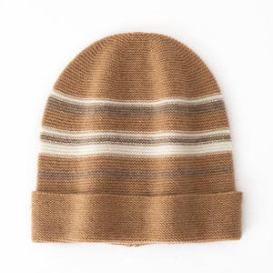 Bonnet unisexe tendance à motif flamme, respirant et imperméable, en tricot jacquard pour streetwear et mode hivernale - Product Image 1