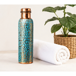 Botella de Agua Metálica de Cobre Martillado Hecha a Mano, Ecológica, con Diseño Cincelado Premium y Acabado Lacado, Venta al Por Mayor - Product Image 4