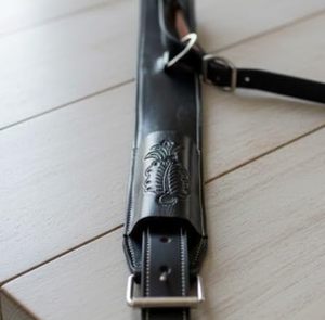 Cincha de cuero para silla de montar western con herrajes de latón y juego de billetes para aparejos de caballo - Product Image 2