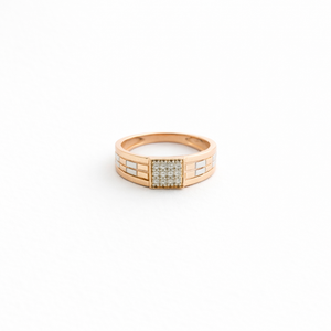 Bague carrée en or rose 18 carats Namivaa pour femme, bijou fin géométrique, idéal pour le quotidien, finition polie, cadeau - Product Image 1
