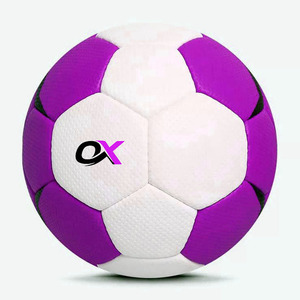 ลูกฟุตบอลคุณภาพสูงแบบกำหนดเองได้สำหรับฝึกซ้อมในร่ม/กลางแจ้งจาก Oxva Industries ผลิตจากวัสดุลามิเนต น้ำหนักเบา พร้อมยางในที่ทนทาน - Product Image 5