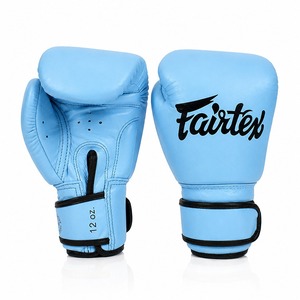 ถุงมือชกมวย Fairtex หนังแท้สีแดง สำหรับฝึกซ้อมมวยไทยและคิกบ็อกซิ่ง ผลิตโดยผู้ผลิตชั้นนำ รับผลิตตามแบบที่ต้องการ - Product Image 5