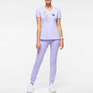 Conjunto de Uniforme Médico de Primera Calidad 2026 con Tela Transpirable, Tacto Suave, Ajuste Cómodo y Diseño de Bolsillos Prácticos - Product Image 1