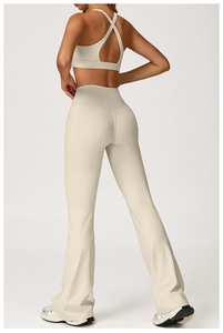 Conjunto de Yoga para Mujer de 2 Piezas, Leggings sin Costuras de Cintura Alta, Top Corto con Cuello Halter, Color Sólido, Ropa Deportiva para Fitness y Entrenamiento - Product Image 2