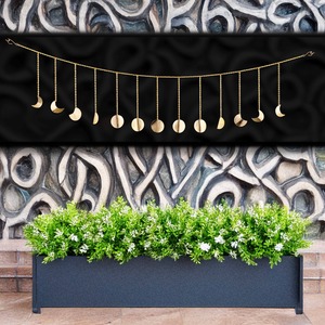 Décoration murale géométrique irrégulière en métal artisanal de style moderne et luxueux avec design fait main - Product Image 1