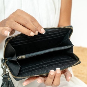 Cartera tallada a mano de nuevo diseñador, cartera de mano con estilo de cuero genuino para el cabello en la cartera de piel de vaca, carteras de pulsera de cuero occidental - Product Image 6