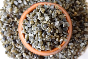 Wholesale Premium Quality Labradorite <b>Crystal</b> Semi Precious Gemstone <b>Chips</b> <b>Crystals</b> Gravels Healing Stones for Decoration Art - Product Image 1