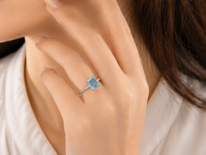 Bague de fiançailles en diamant bleu émeraude fantaisie cultivé en laboratoire, sertie de diamants pavés, bijoux de mariage pour femmes - Product Image 4