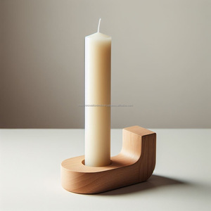 Exquisitos candelabros de Madera hechos a mano para decoración navideña del hogar, encanto opulento y artesanía atemporal - Product Image 4