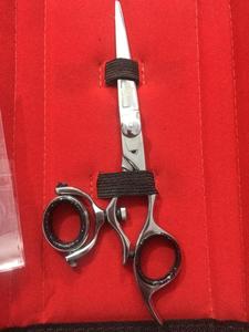 Ciseaux à cheveux professionnels en acier inoxydable japonais de 6 pouces avec anneaux pivotants, ciseaux de salon de coiffure, ciseaux de barbier professionnels - Product Image 5