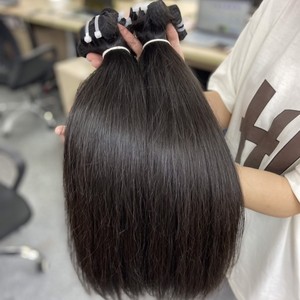 Peluca de pelo de trama de color negro recto natural frente de encaje de mujer con extensiones de cabello humano vietnamita - Product Image 1