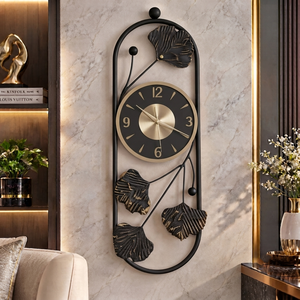 Elegante Reloj de Pared de Lujo con Diseño Floral Negro y Dorado, Reloj Decorativo Extra Grande, Decoración Moderna para el Hogar por Falah International - Product Image 1