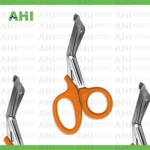 กรรไกรตัดผ้าพันแผลสีเหลืองเข้มสำหรับงานแพทย์ฉุกเฉิน ยี่ห้อ Africana Healthcare Industry ผลิตจากสแตนเลส เหมาะสำหรับพยาบาลและบุคลากรทางการแพทย์ - Product Image 5