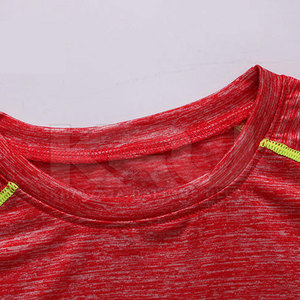 Camiseta Deportiva Ligera de Compresión, 100% Algodón Ecológico, Secado Rápido, Tejido Transpirable y Elástico para Ejercicio Físico - Product Image 5
