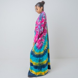Robe moderne tendance à col en V profond, faite main, tie-dye, écologique, pour l'été, les soirées, le style bohème, la plage, coupe haute - Product Image 2