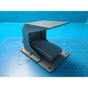 Interrupteur de contrôle industriel OSAKA JIDODENKI OPL-W-S3 41-20655, utilisé comme pièce détachée d'équipement semi-conducteur d'époque - Product Image 2