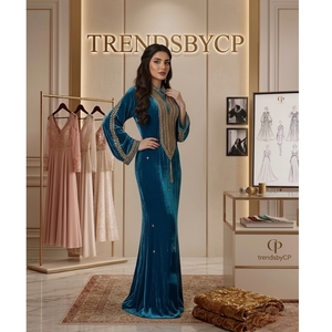 Caftán de terciopelo verde azulado de lujo, adornado a mano con bordado Zardosi dorado, estilo vintage, largo hasta el suelo, corte en A, ropa de noche elegante y recatada. - Product Image 2