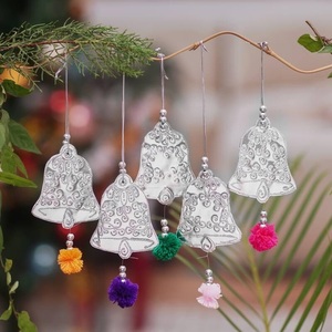 Adorno Colgante de Reno Metálico con Diseño en Relieve, Decoración Tradicional para Árbol de Navidad - Product Image 6