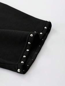 Camiseta de verano DTG con tachuelas, diseño personalizado, serigrafía, 240 g/m², 100 % algodón, tela gruesa, camiseta holgada de corte cuadrado para hombre. - Product Image 5