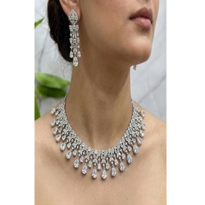 Ensemble collier et boucles d'oreilles en laiton plaqué argent de qualité supérieure avec zircon CZ, bijoux pour femmes, cadeau de fiançailles, de mariage ou de fête - Product Image 1