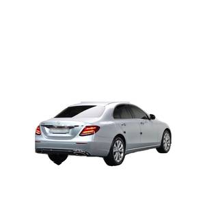 Mercedes-Benz Clase E E300 Exclusive Abril 2018 46.548 km Caja de Cambios Automática Volante a la Izquierda Asientos de Cuero Norma de Emisiones Euro V - Product Image 1