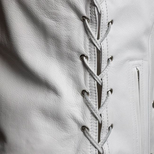 Gilet en cuir premium pour femme, en cuir de vachette véritable, décontracté, sans manches, avec logo personnalisé, pour motardes - Product Image 6