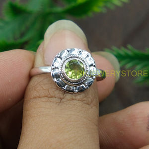 แหวนเงินแท้ 925 ประดับพลอยเพอริดอทดีไซน์ดอกไม้ ทำมือ สำหรับผู้หญิง ของขวัญเครื่องประดับ ขายส่ง - Product Image 3