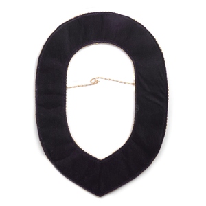 Collier de luxe OES en velours violet avec chaîne dorée et emblèmes Étoile d'Orient, accessoire artisanal en métal, cadeau d'affaires - Product Image 2