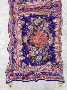 Sari en Soie Chinon de Designer TENNECY pour Femme, Bordure à Passepoil, Pompons Latkan, Broderie Miroir Authentique, Longueur Cheville, Tenue de Soirée, Infroissable - Product Image 3