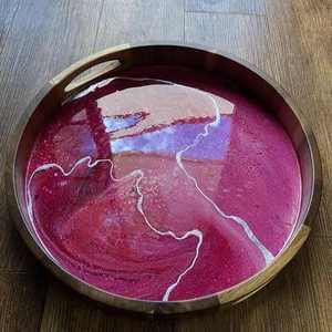 Plateau de service rond en bois d'acacia naturel poli, écologique et moderne, avec poignée, nouvelle arrivée pour les hôtels - Product Image 2