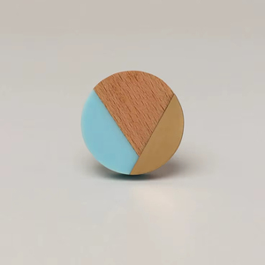 Boutons en résine au design moderne, boutons en résine et bois, boutons de meuble en résine, boutons de tiroir en résine, boutons en bois à prix d'usine très avantageux - Product Image 1